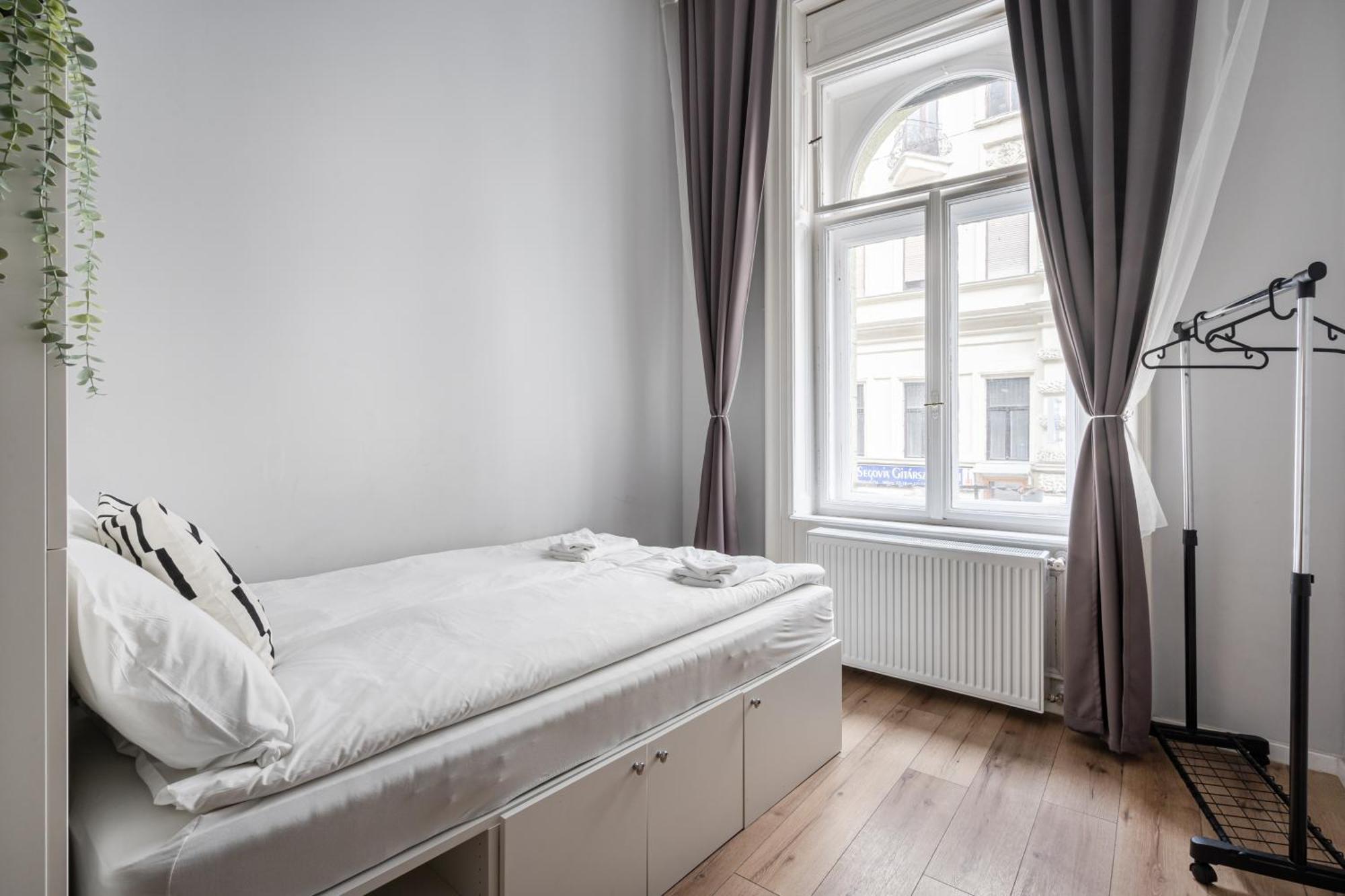 E32 - Oktogon Panorama Suite - Best Location - By Bqa Budapest Habitación foto